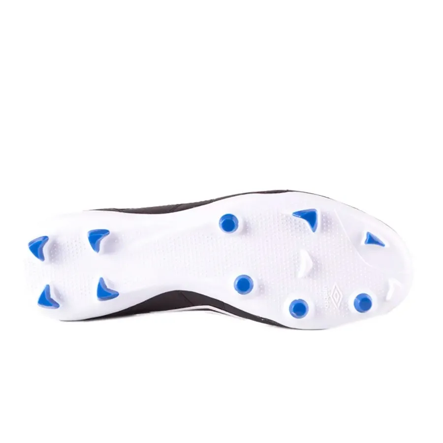 Imagen 3 de 5 de Botines Umbro Campo Special Classic-NEGRO/BLANCO