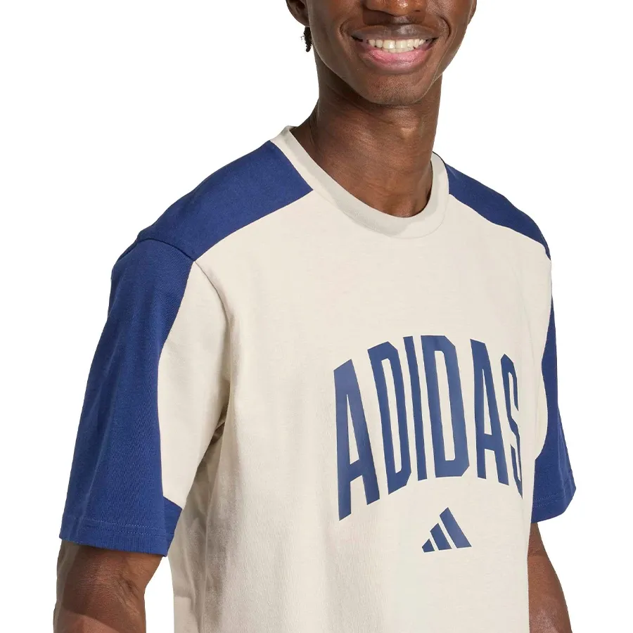 Imagen 4 de 5 de Remera adidas Collegiate-CRUDO/AZUL