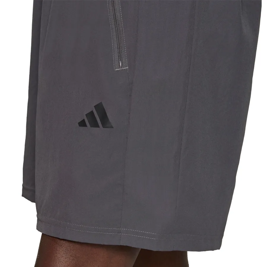 Imagen 2 de 4 de Shorts adidas Train Essentials-GRIS/NEGRO