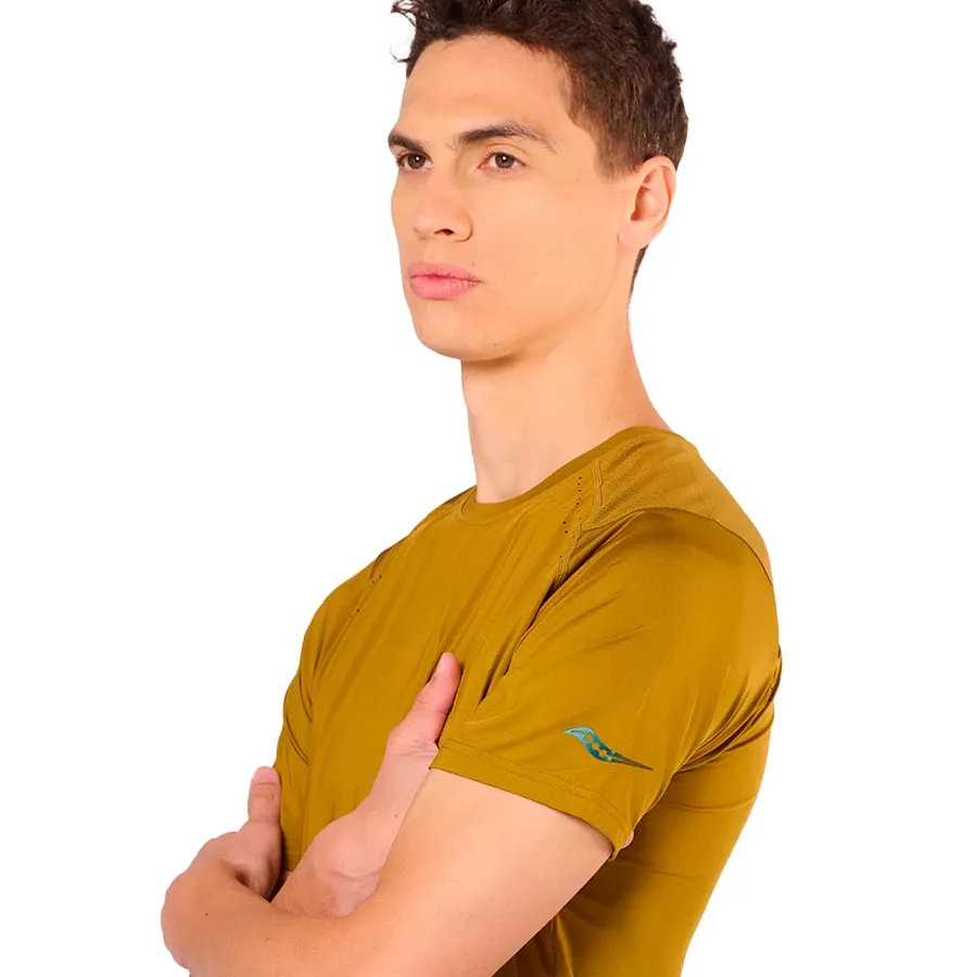 Imagen 2 de 5 de Remera Saucony Hurricane Sleeve-CAMEL