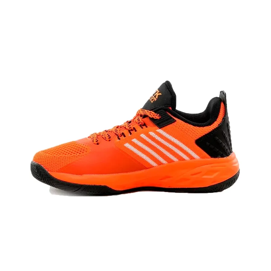 Imagen 2 de 6 de Zapatillas Atomik Kevin V23-NEGRO/NARANJA
