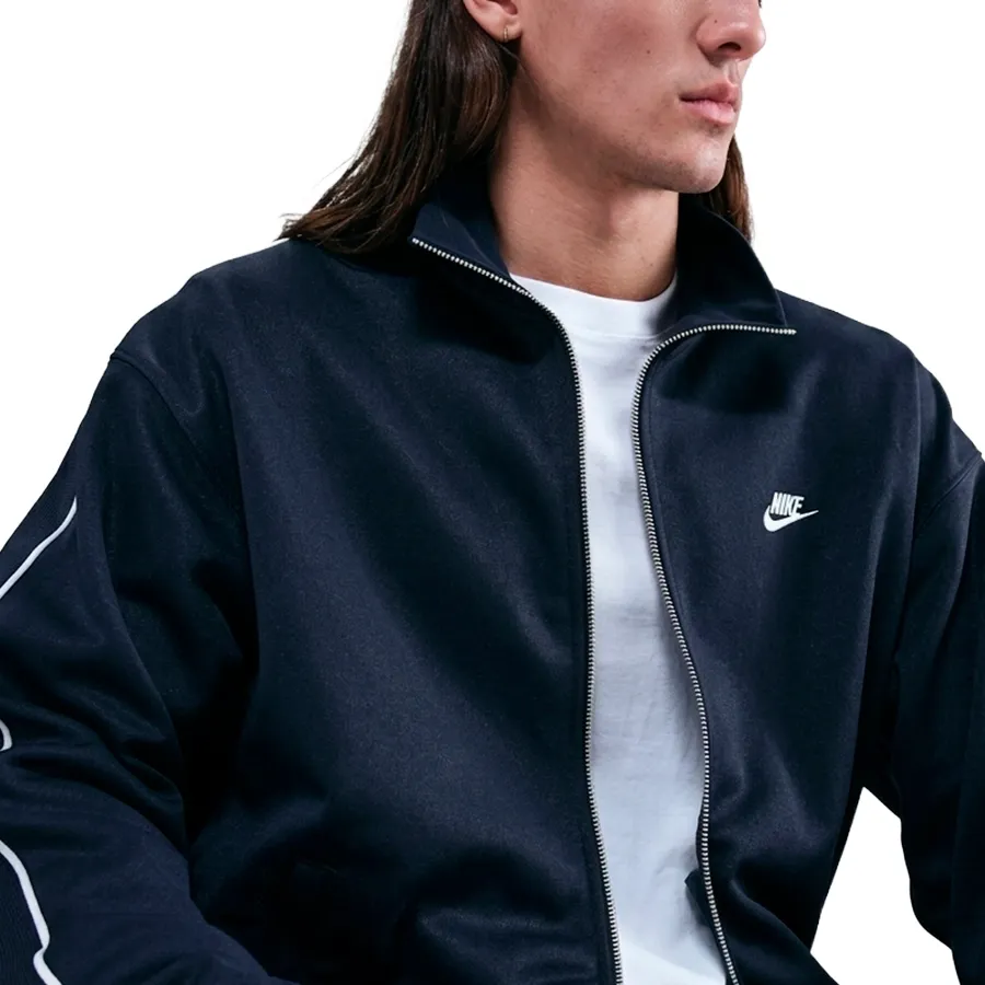 Imagen 2 de 4 de Campera Nike Sportswear Club-MARINO