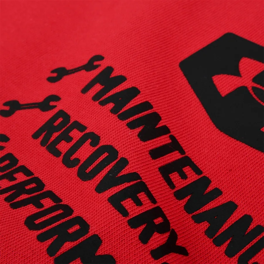 Imagen 2 de 3 de Remera Under Armour Lifting Club-ROJO