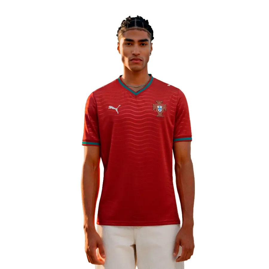Imagen 0 de 6 de Camiseta Puma Portugal Local 2026-ROJO