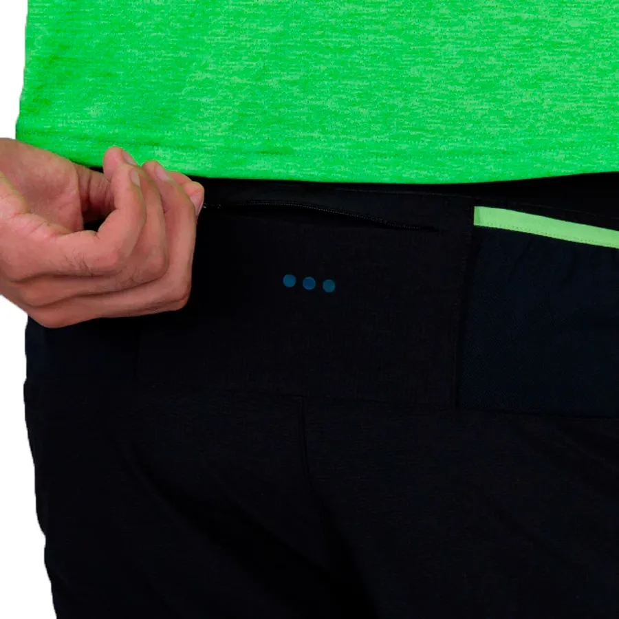 Imagen 3 de 7 de Saucony Shorts  Pantalón  Explorer Utility 5-NEGRO/VERDE