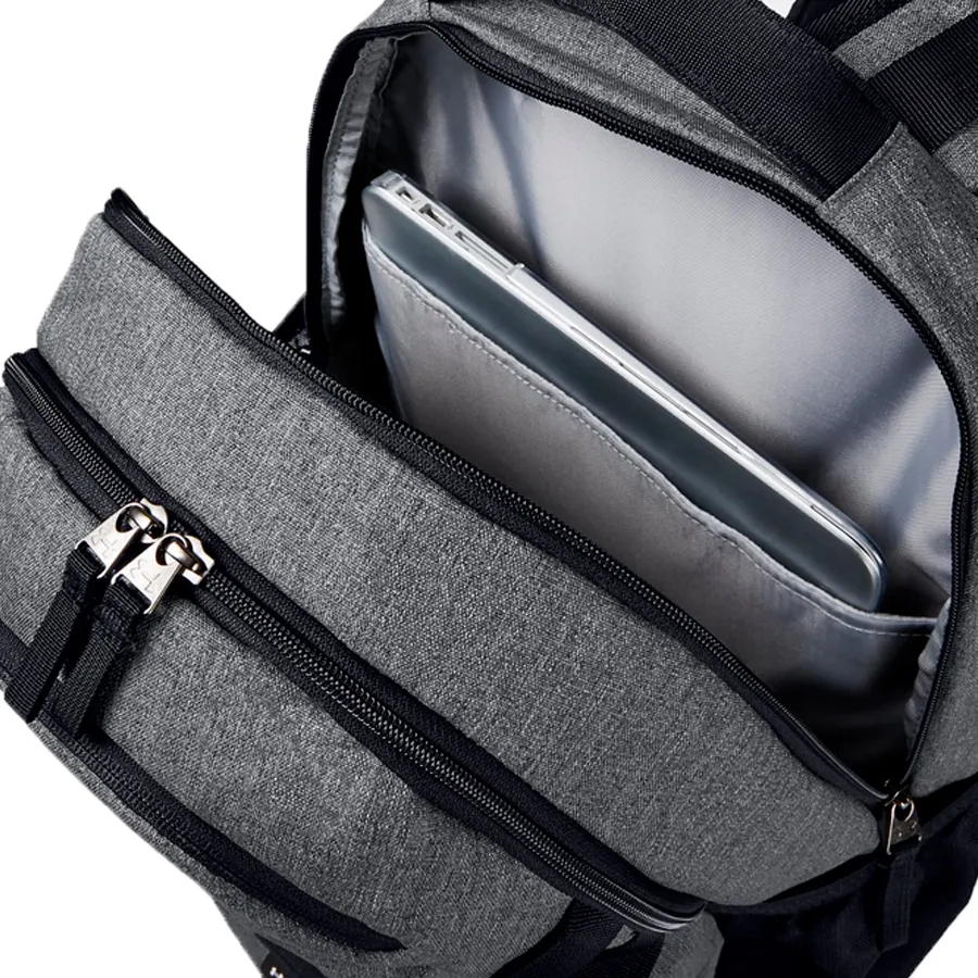 Imagen 2 de 6 de Mochila Under Armour Hustle 5.0-GRIS/NEGRO