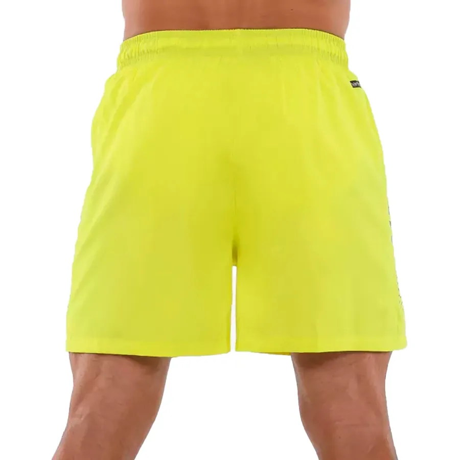 Imagen 2 de 3 de Shorts Bullpadel Vetas-AMARILLO FLUOR
