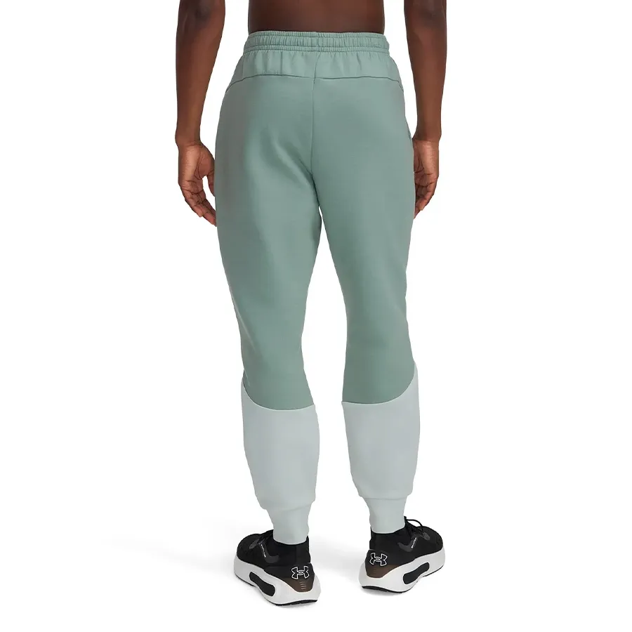 Imagen 2 de 3 de Pantalón Under Armour Unstoppable fleece-VERDE SECO