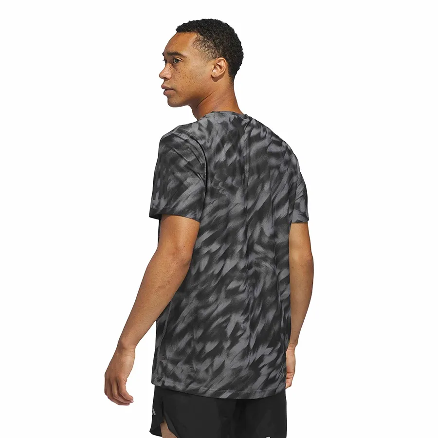 Imagen 1 de 4 de Remera adidas estampada Own The Run-GRIS/NEGRO
