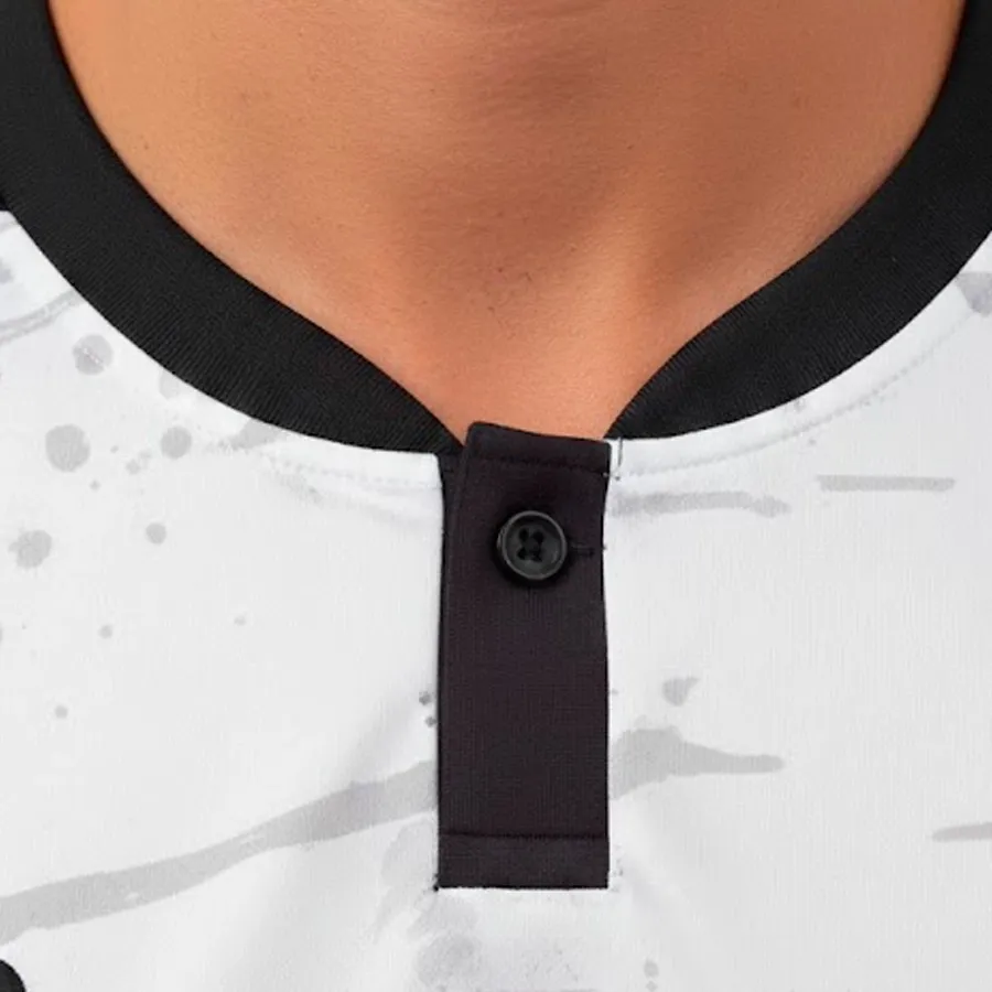 Imagen 3 de 4 de Camiseta Mitre Alternativa Gimnasia y Esgrima 25-BLANCO/GRIS/NEGRO