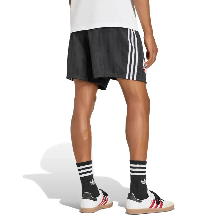 Imagen 1 de 5 de Short adidas originals River Plate-NEGRO/BLANCO