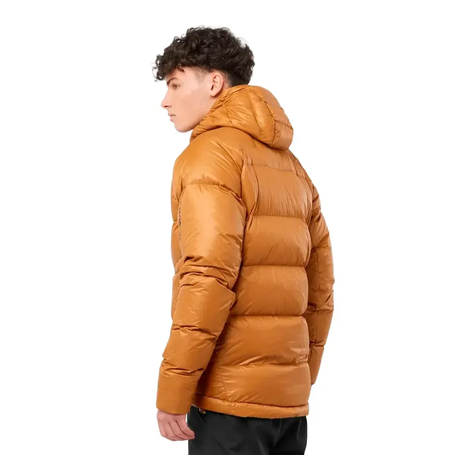Imagen 1 de 4 de Campera Salomon Outline Down-MARRON