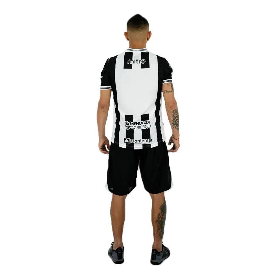 Imagen 3 de 9 de Camiseta Mitre Oficial Gimnasia y Esgrima 22-NEGRO/BLANCO