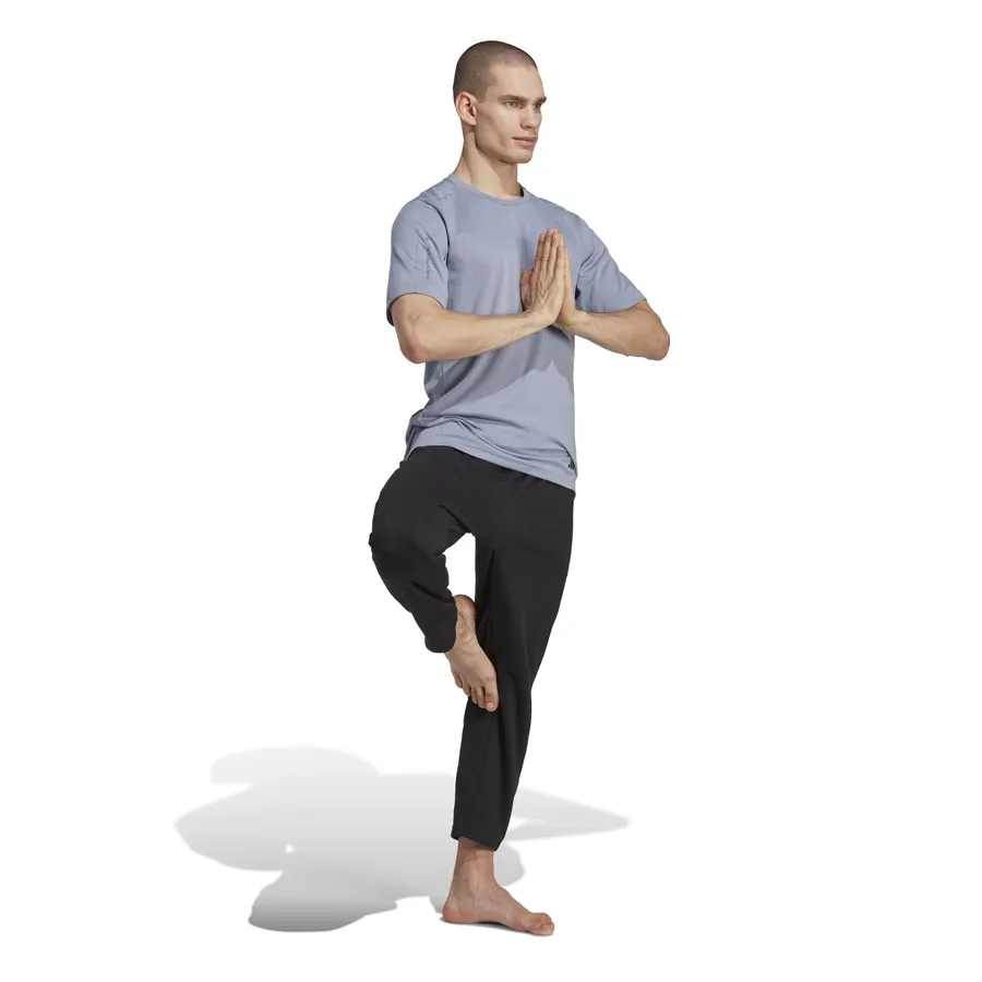 Imagen 3 de 6 de Pantalón adidas Yoga Base-NEGRO