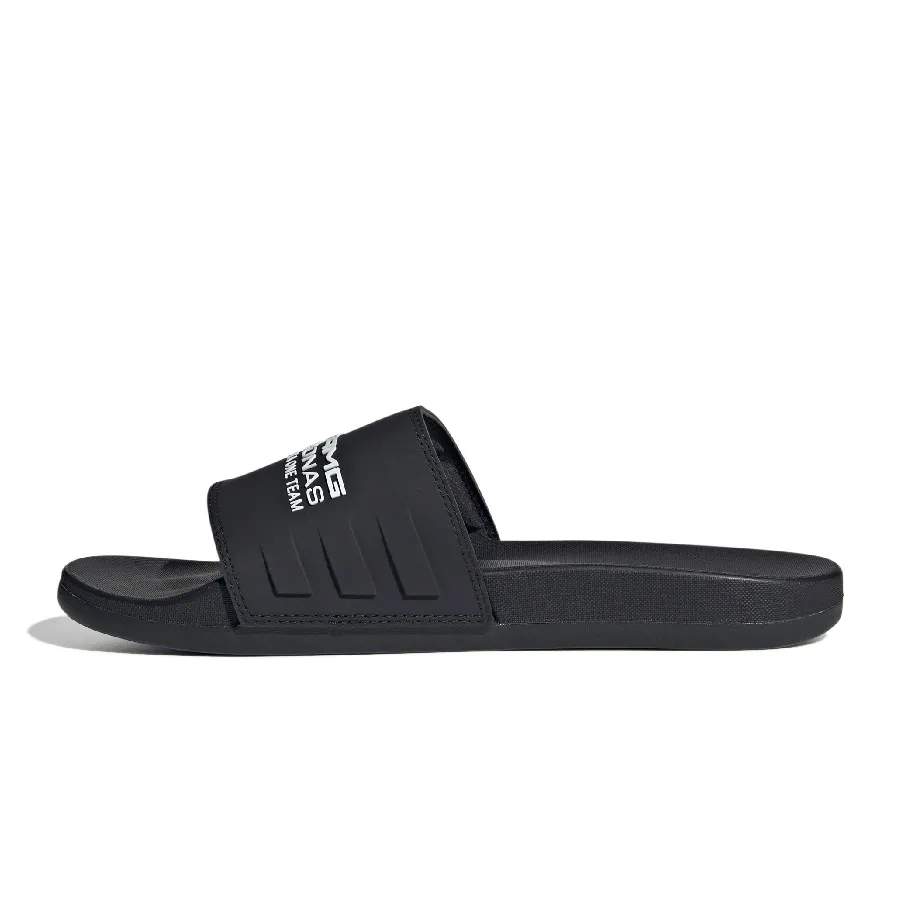 Imagen 2 de 7 de Ojotas adidas Adilette Comfort Mercedes-NEGRO