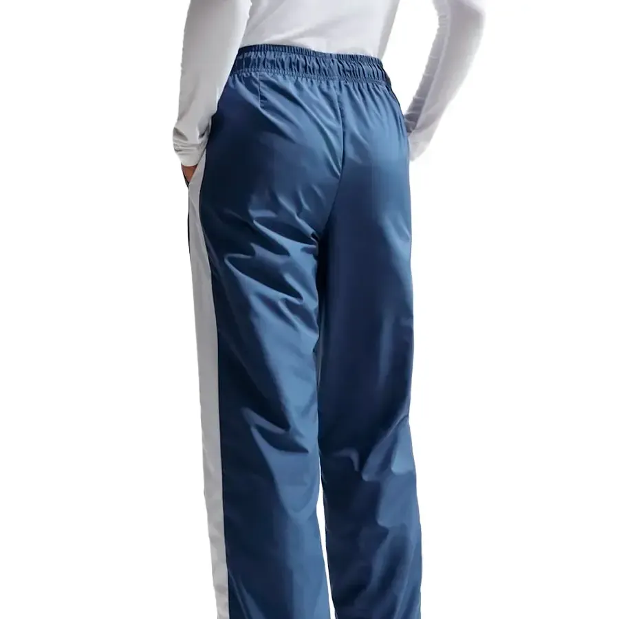 Imagen 2 de 4 de Pantalón Nike Sportswear Classic-AZUL