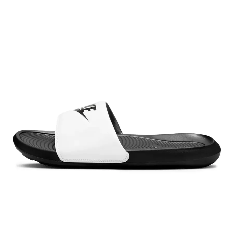 Imagen 2 de 6 de Ojotas Nike Victori One-NEGRO/BLANCO