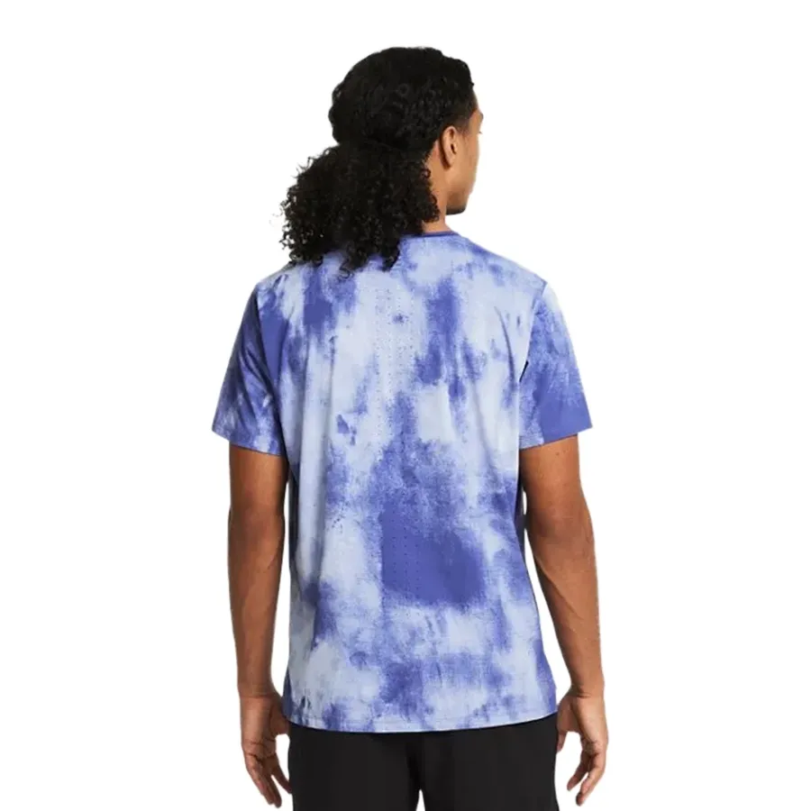 Imagen 2 de 4 de Remera Under Armour Laser Wash-LAVANDA