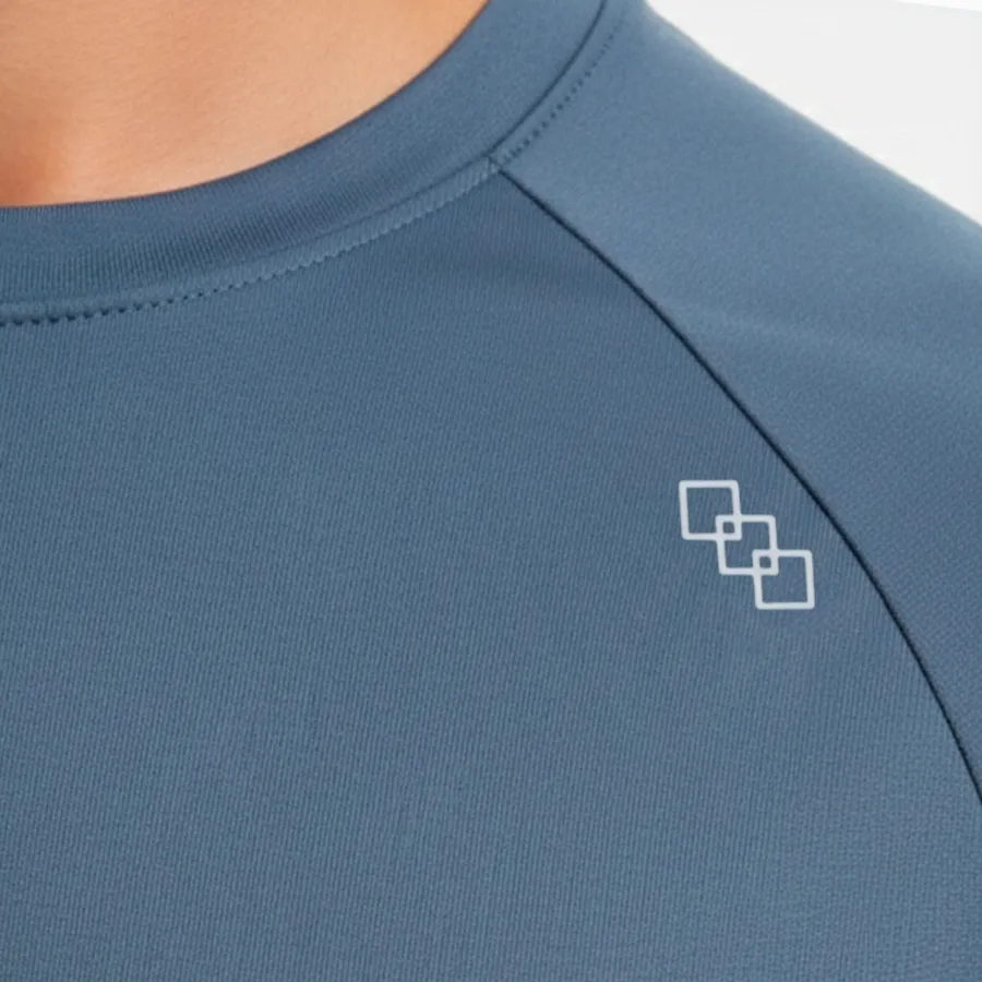 Imagen 2 de 3 de Remera Kamp Kappa  Poliamida-MARINO