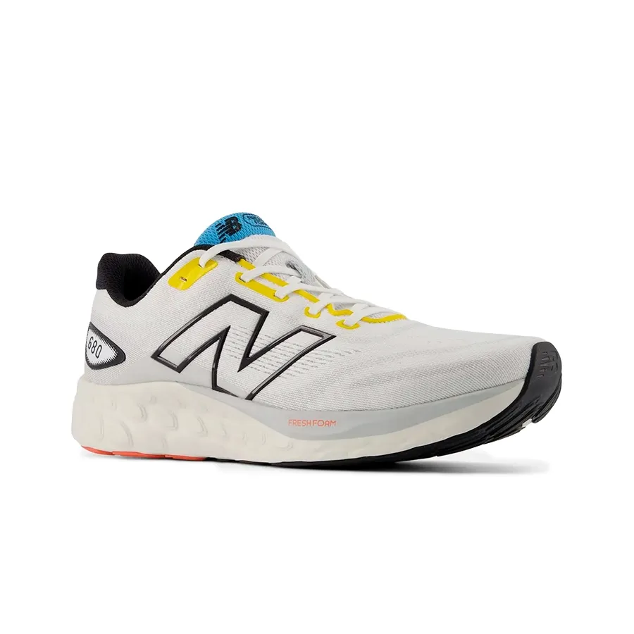 Imagen 1 de 5 de Zapatillas New Balance Fresh Foam 680 v8-BLANCO/NEGRO