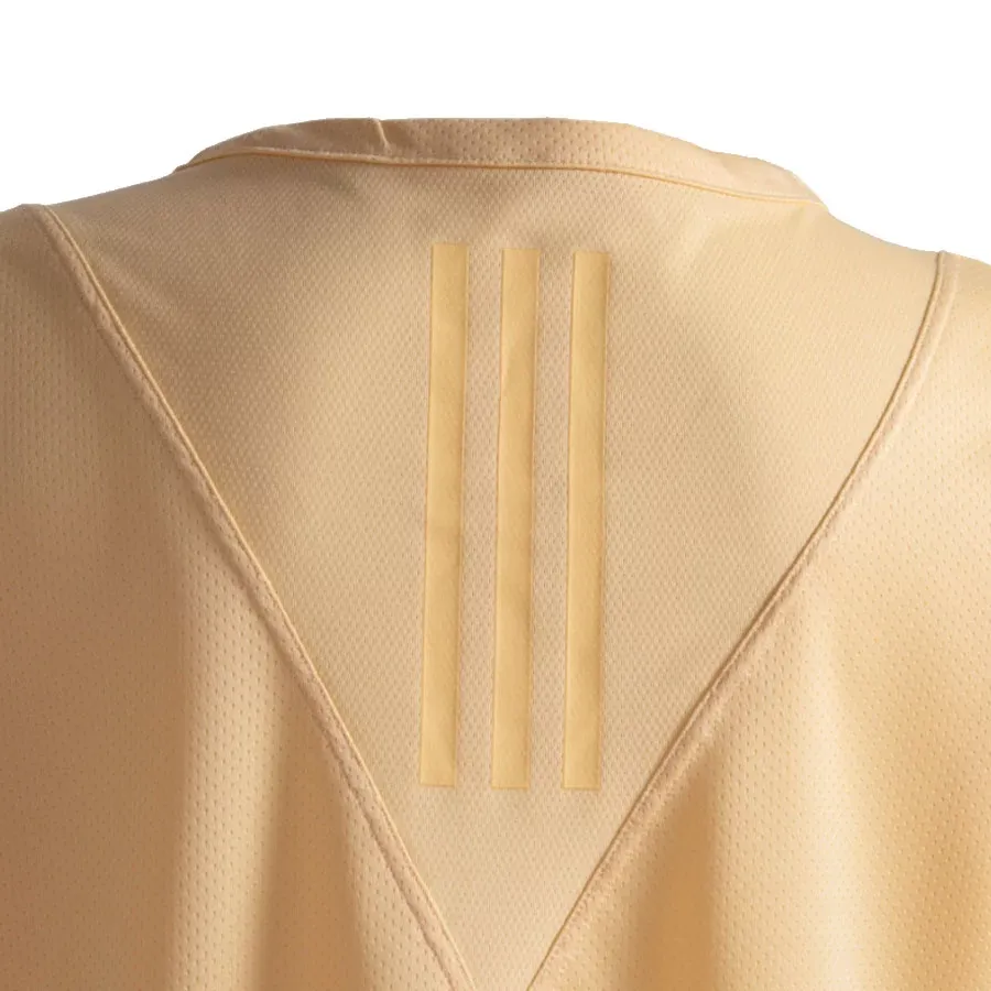 Imagen 2 de 3 de Remera adidas De Entrenamiento 3 Stripes Heat Rdy-AMARILLO