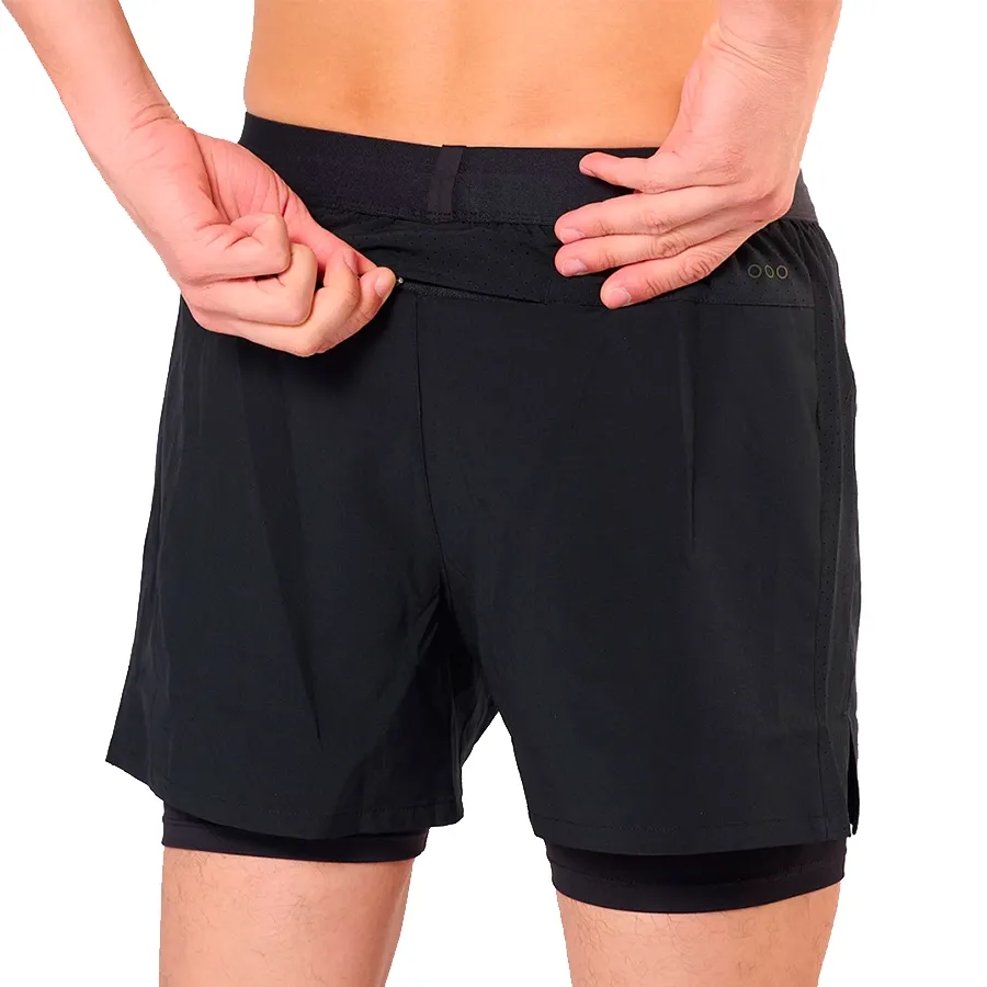 Imagen 4 de 5 de Shorts Saucony Outpace 4" 2-IN-1-NEGRO