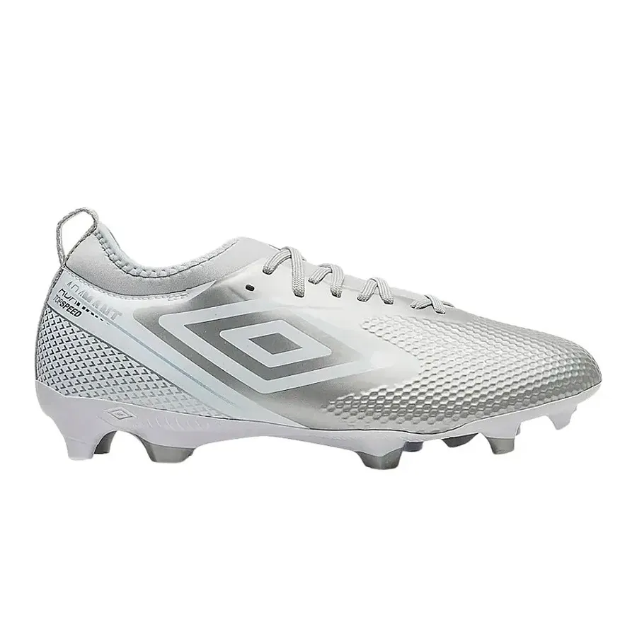 Imagen 0 de 7 de Botines Umbro Adamant Top Speed Fg-NEGRO/PLATA