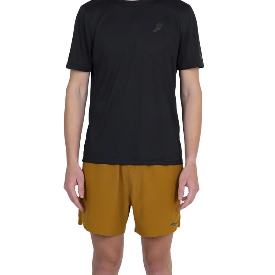 Imagen 3 de 5 de Shorts Saucony Outpace 5"-CAMEL