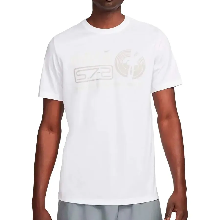 Imagen 0 de 2 de Remera Nike Studio '72-BLANCO