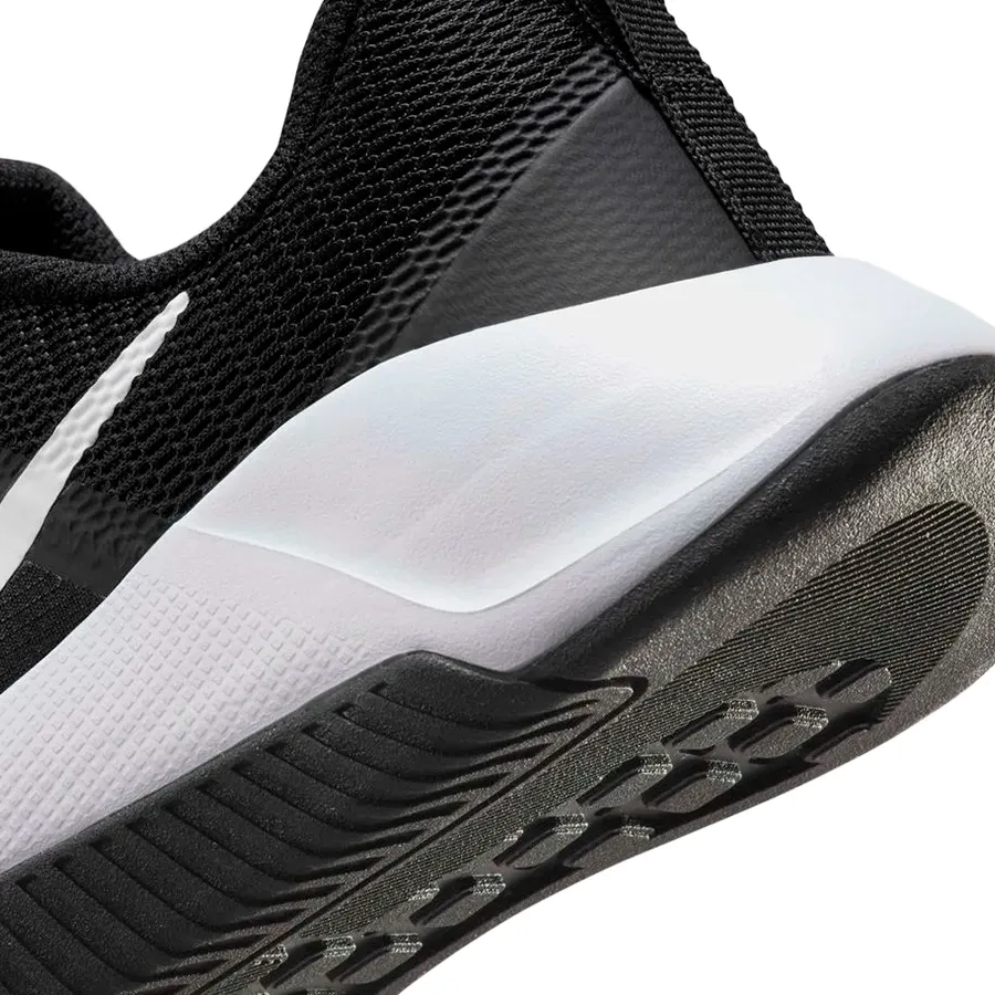Imagen 7 de 8 de Zapatillas Nike Mc Trainer 3-NEGRO/BLANCO