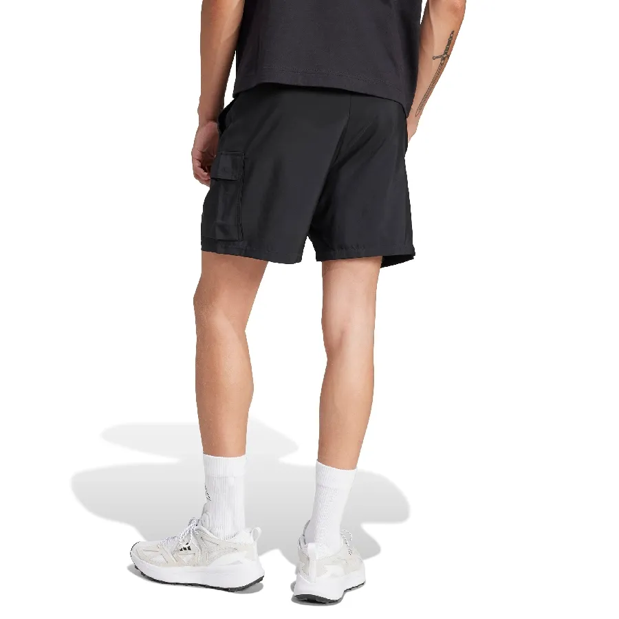 Imagen 2 de 4 de adidas Shorts  Essentials Small Logo Cargo Chelsea-NEGRO