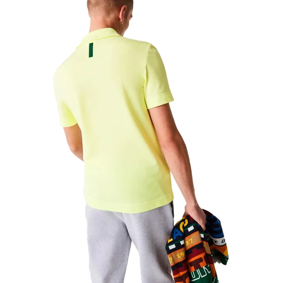 Imagen 2 de 7 de Remera Lacoste -AMARILLO FLUOR