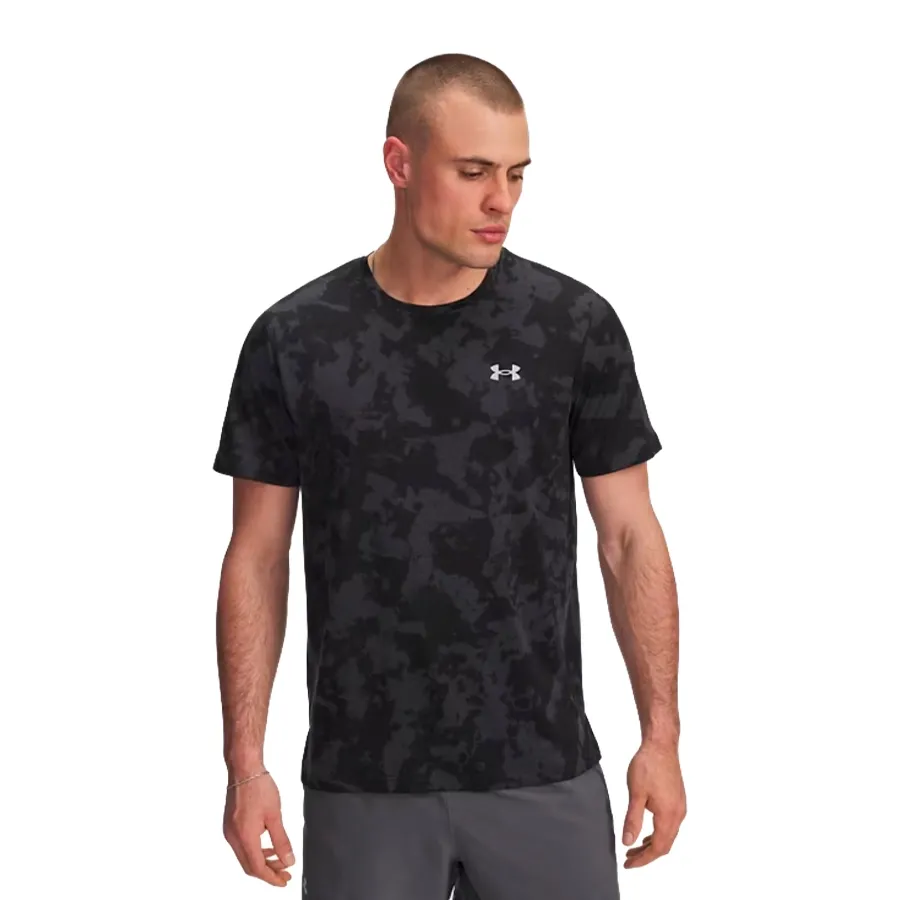 Imagen 0 de 3 de Remera Under Armour Launch Printed-NEGRO