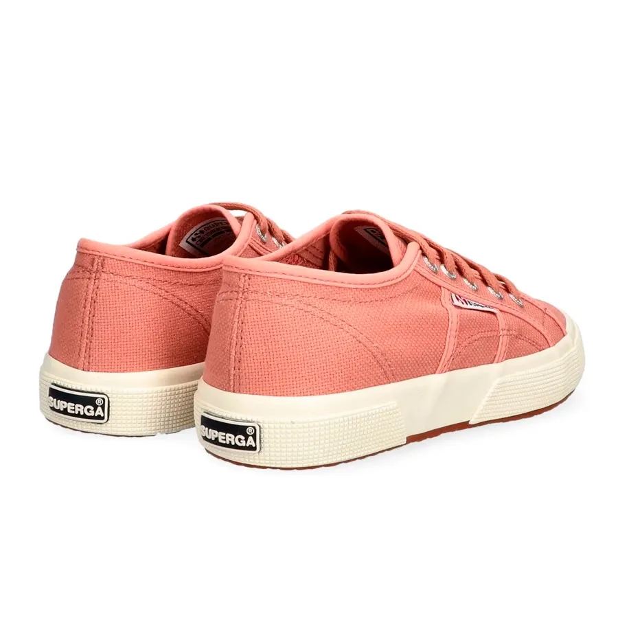 Imagen 3 de 6 de Zapatillas Superga Cotu 2750-ROSA