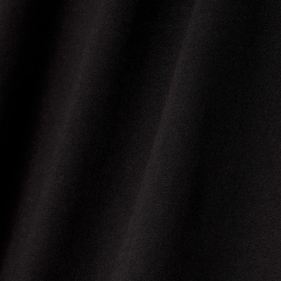 Imagen 6 de 7 de Remera Lacoste Tee Ultra Dry-NEGRO/CELESTE