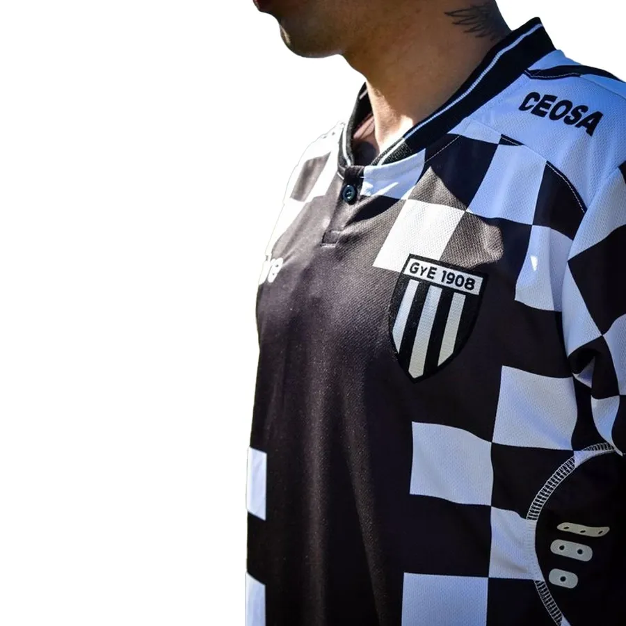 Imagen 2 de 5 de Camiseta Mitre Alternativa Gimnasia y Esgrima 24-NEGRO/BLANCO