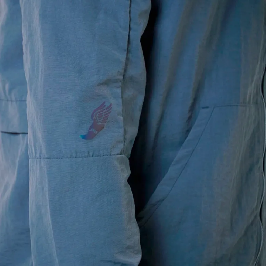 Imagen 4 de 5 de Campera Saucony Metro Windbreaker-GRIS PLOMO