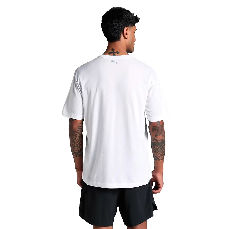 Imagen 1 de 3 de Remera Puma Graphics Train Illustrative Relaxed-BLANCO