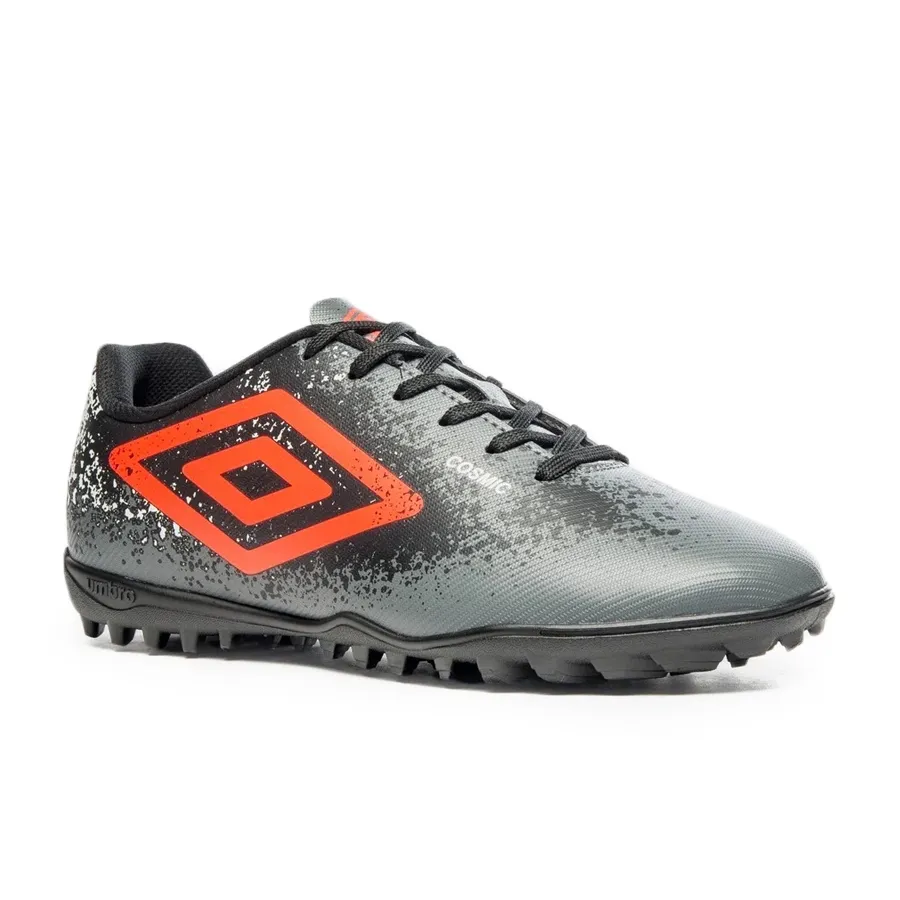 Imagen 1 de 8 de Botines Umbro Cosmic-NEGRO/GRAFITO/CORAL