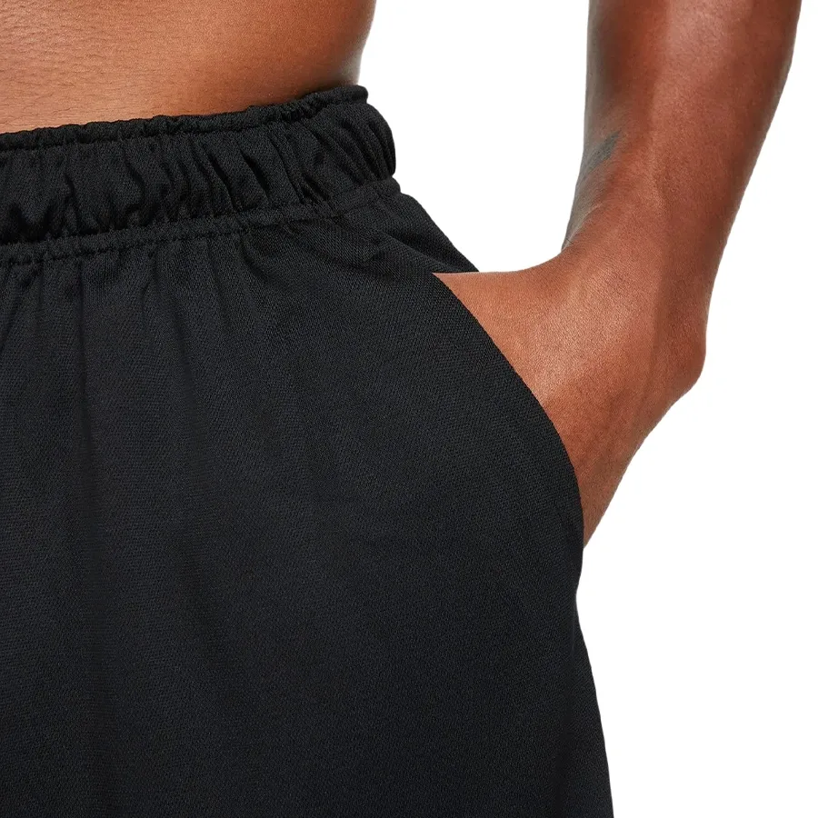 Imagen 2 de 5 de Shorts Nike Dri-Fit Totality-NEGRO