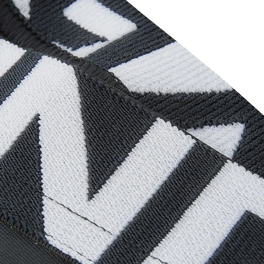 Imagen 3 de 4 de Calza Under Armour HeatGear Middy-NEGRO