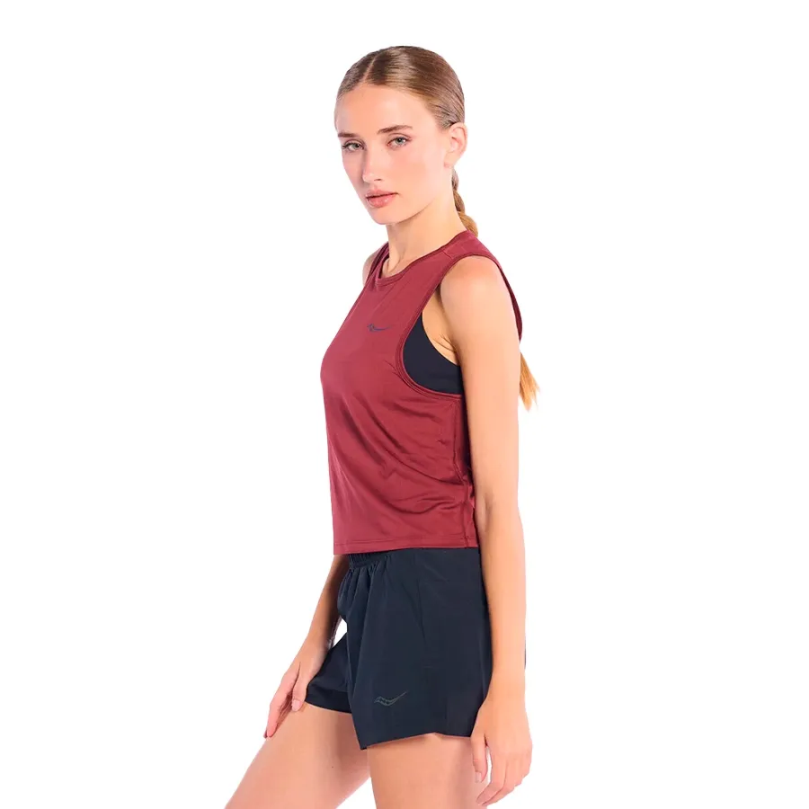 Imagen 1 de 6 de Musculosa Saucony Stopwatch Crop Tank-VINO
