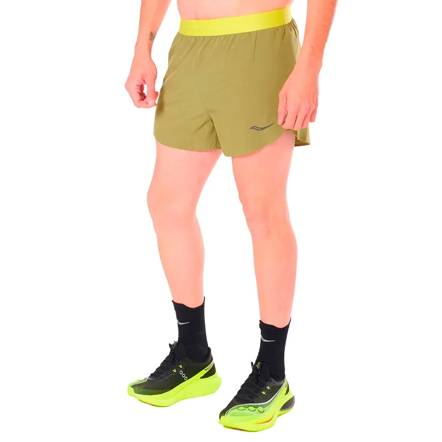 Imagen 1 de 6 de Short Saucony Endorphin Split II 2.5-OLIVA
