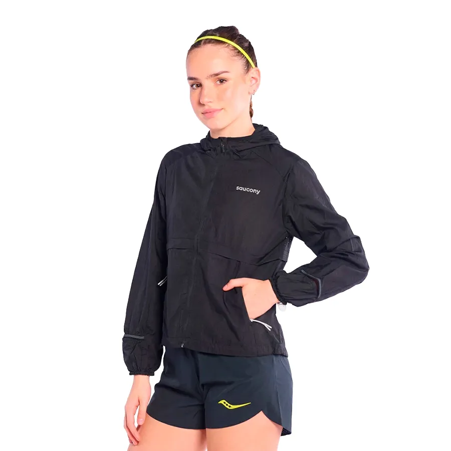 Imagen 1 de 10 de Campera Saucony Triumph Packaway-NEGRO