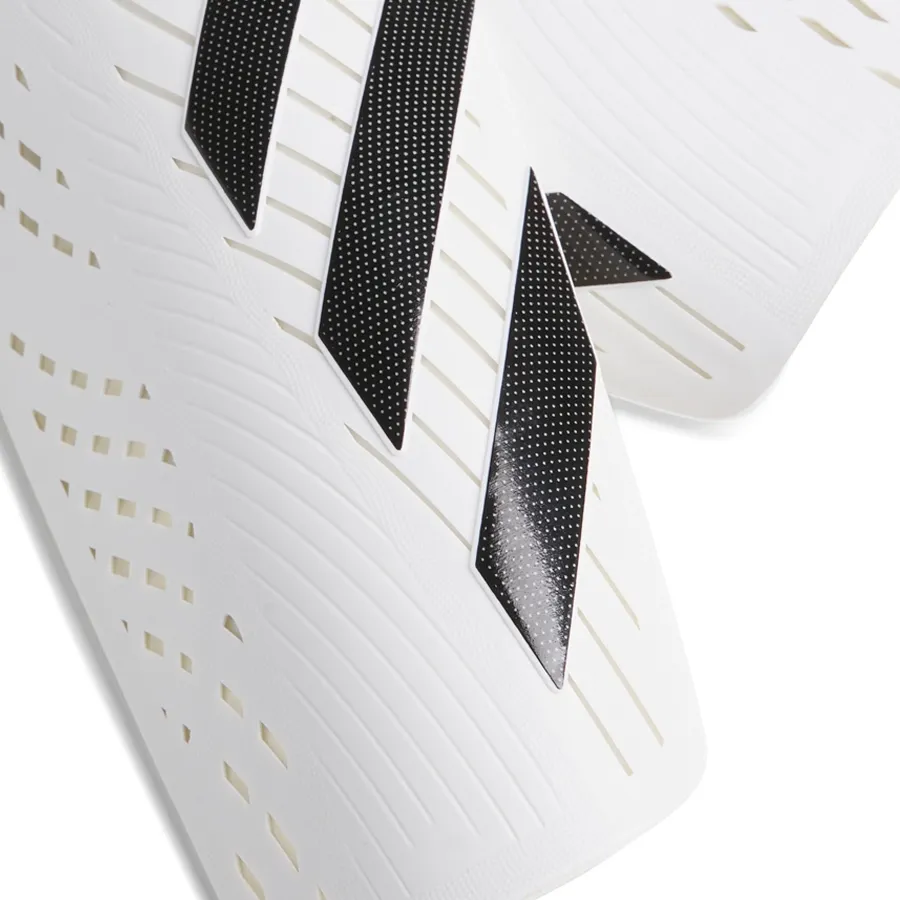 Imagen 2 de 3 de Canilleras adidas Tiro Club-BLANCO/NEGRO