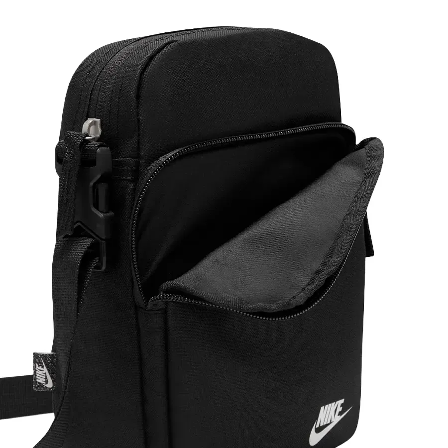 Imagen 4 de 6 de Bandolera Nike Heritage-NEGRO