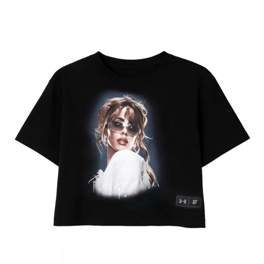 Imagen 0 de 4 de Remera Under Armour Crop Tini Futttura-NEGRO