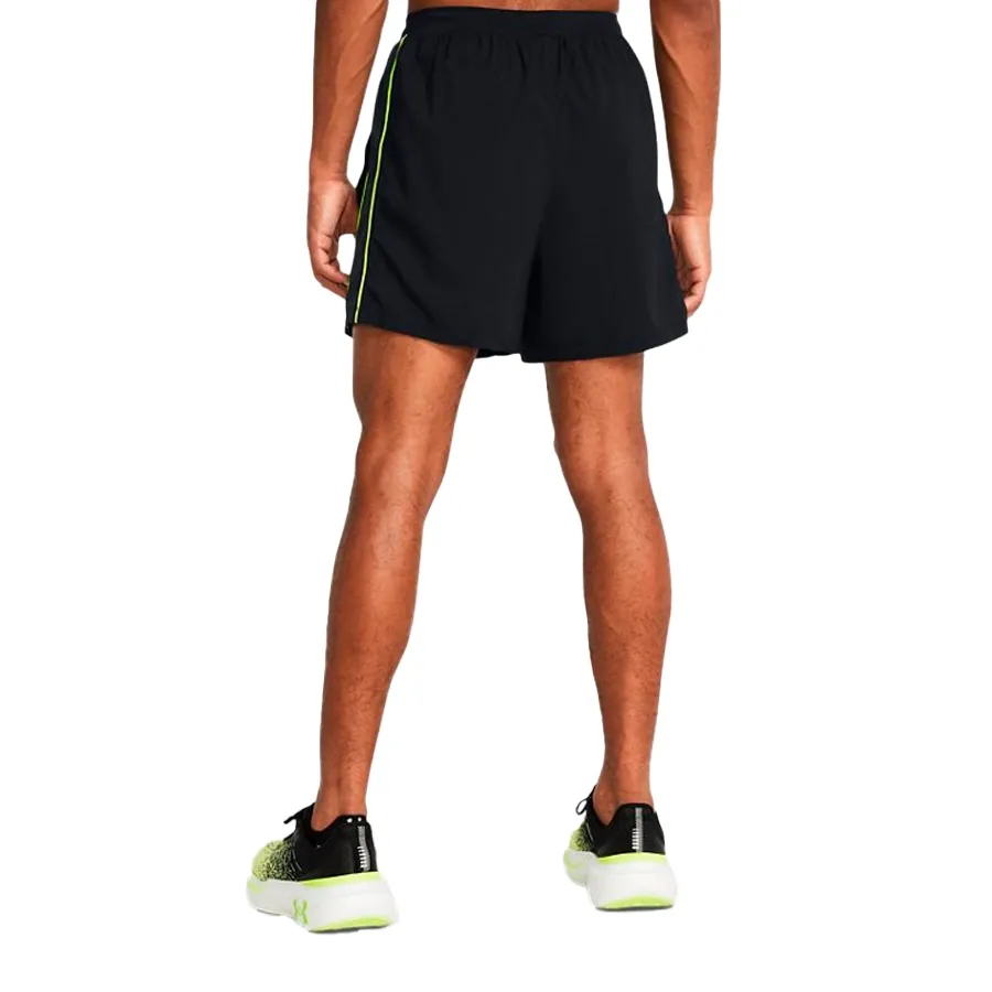Imagen 1 de 5 de Shorts Under Armour Running 5-NEGRO