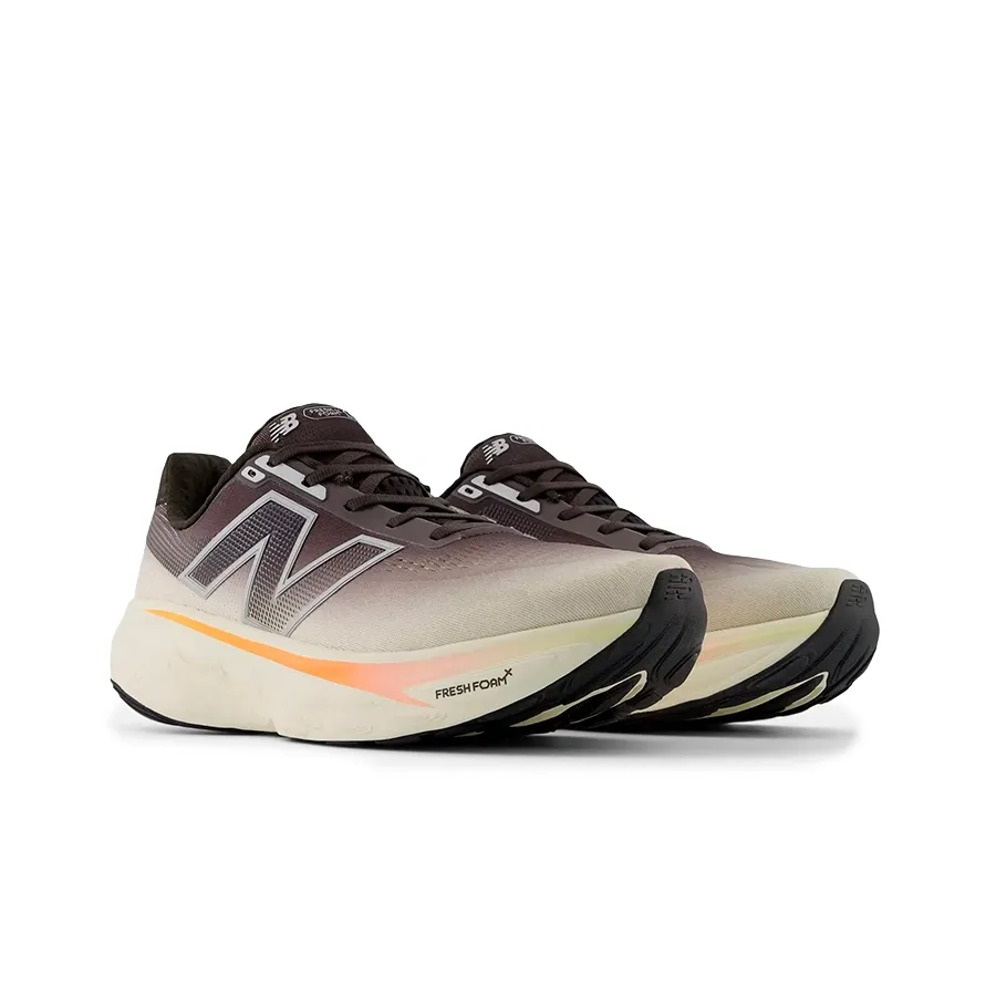 Imagen 1 de 5 de Zapatillas New Balance Fresh Foam X 1080 v14-NEGRO/HUESO