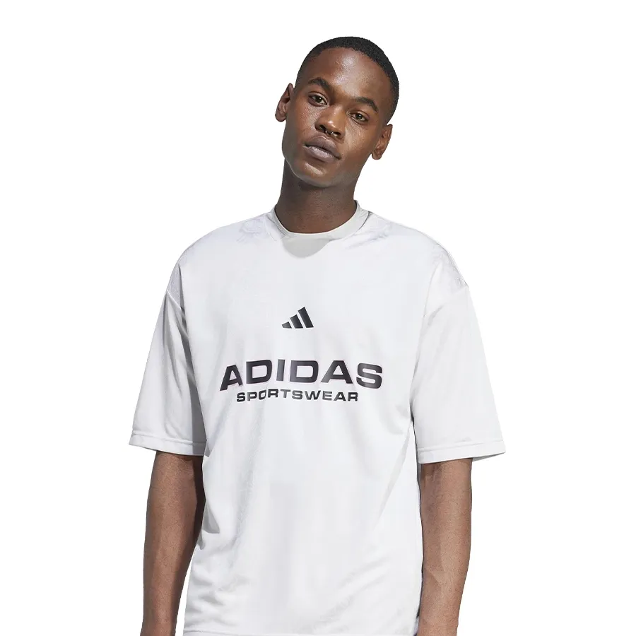 Imagen 0 de 5 de Remera adidas Common Goal-GRIS/NEGRO/ROSA